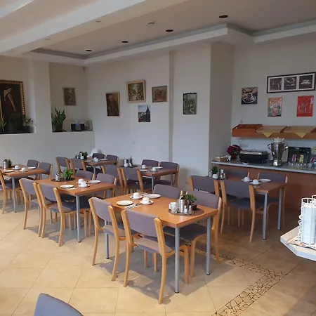City-pension Hotel 3*